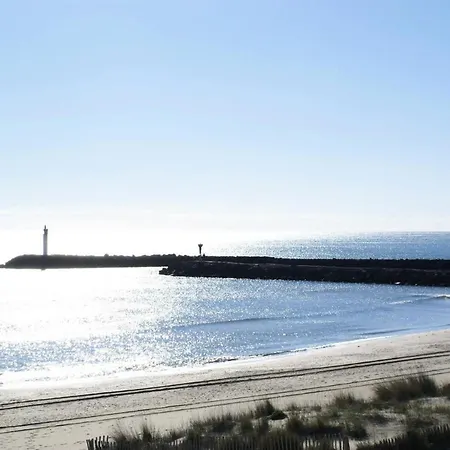 Port Nature - 2 Pieces Pour 4 Personnes 264 * Agde